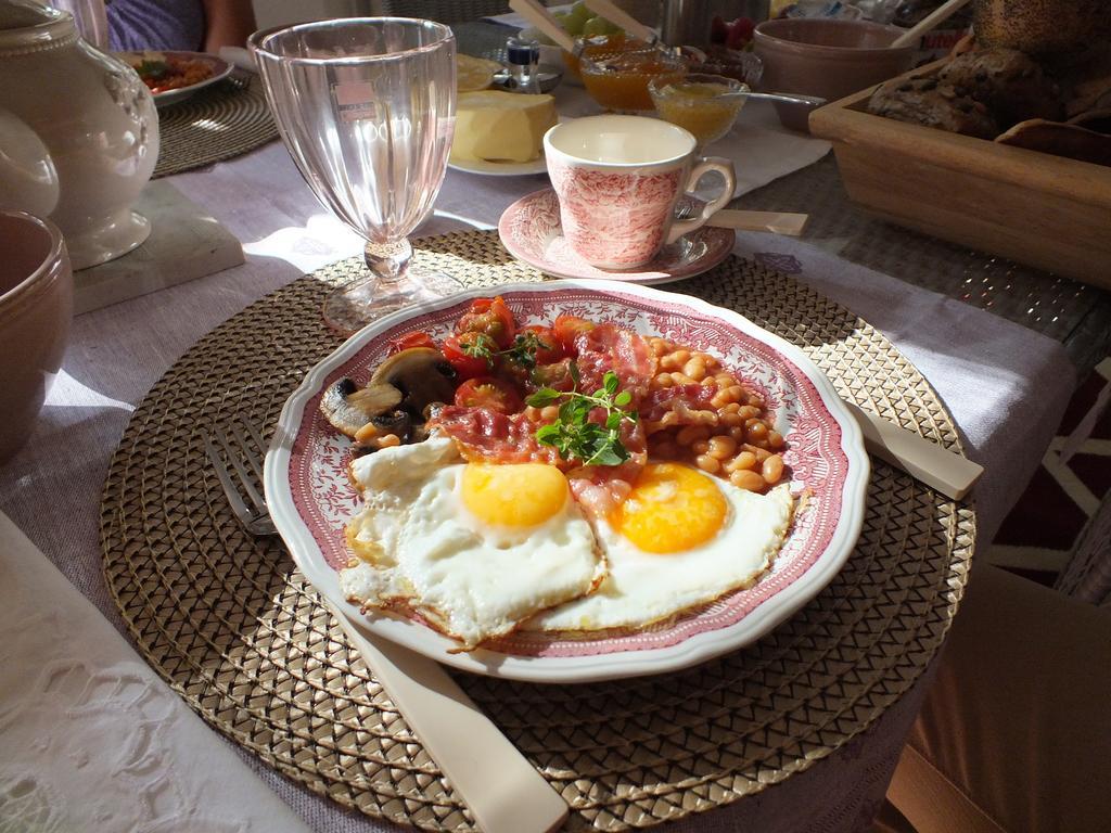 Bed&Breakfast Wagner "Im Alten Pfarrhaus" Neuruppin Exterior foto